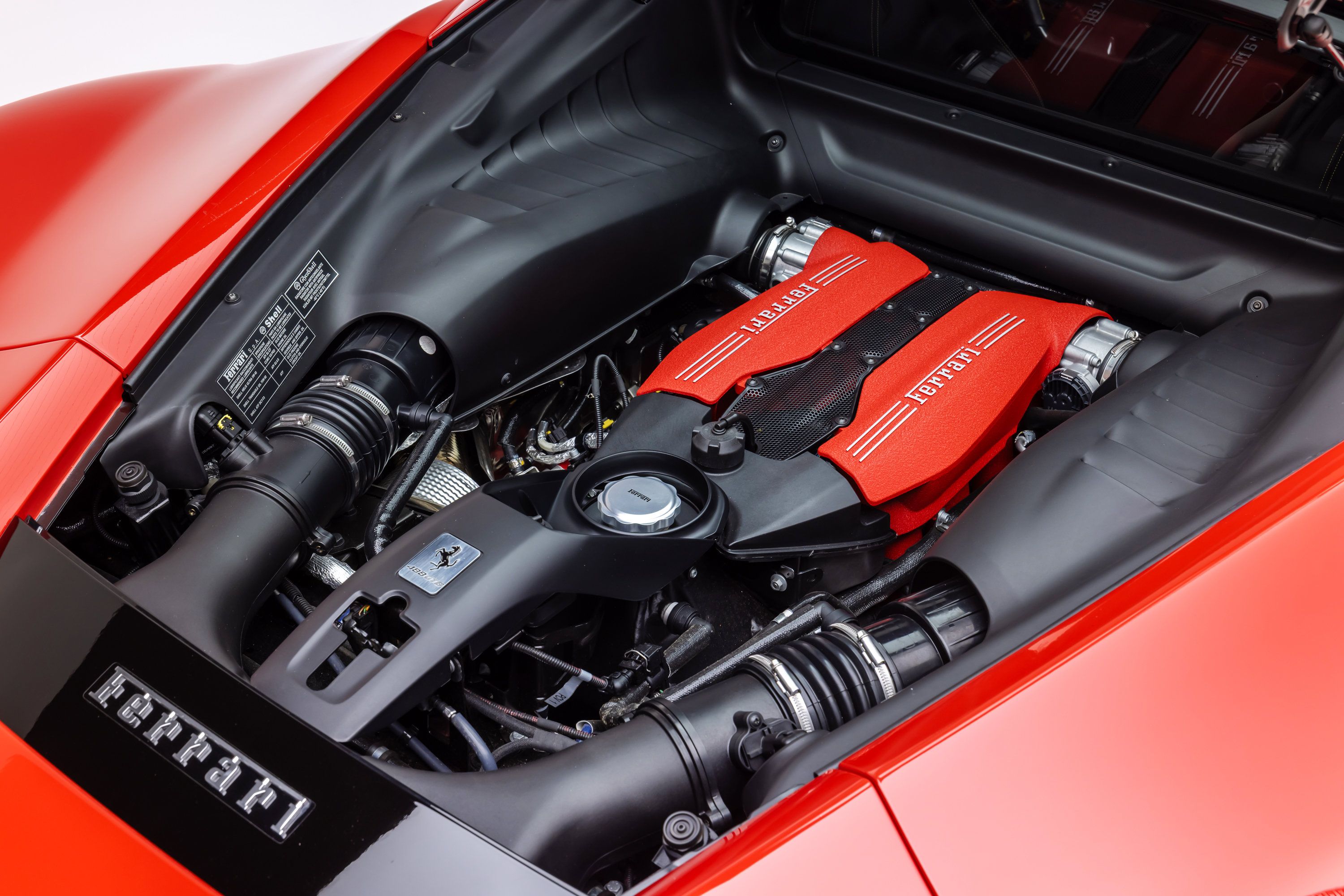 Certified 2018 Ferrari 488 GTB RWD image 35