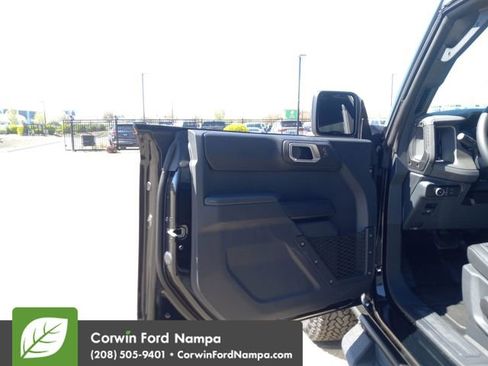 New 2026 Ford Bronco Badlands image 10