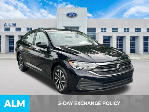 Used 2024 Volkswagen Jetta S FWD image 3