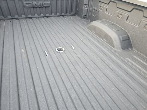 Used 2022 GMC Sierra 2500 SLE w/ SLE Convenience Package image 5