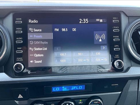 Used 2023 Toyota Tacoma TRD Sport w/ Technology Package image 31