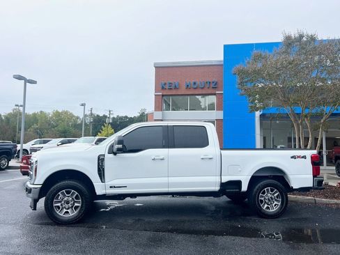 Used 2024 Ford F250 Lariat image 4