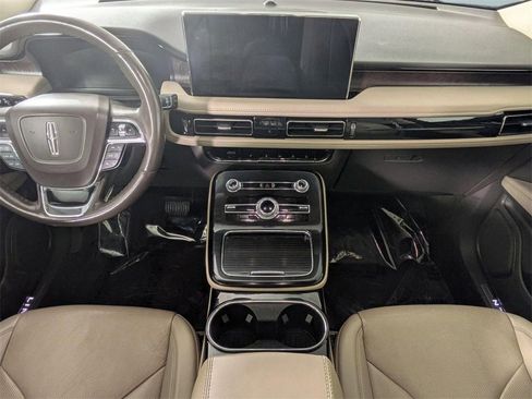 Used 2022 Lincoln Nautilus Reserve image 27