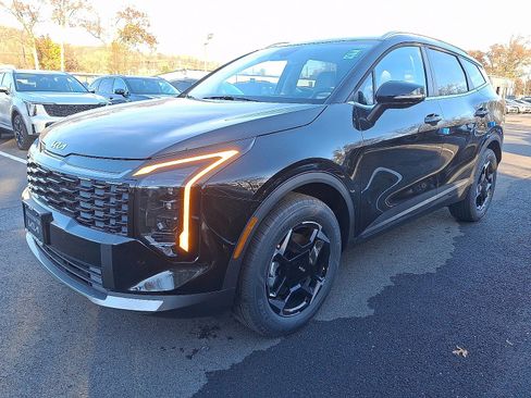 New 2026 Kia Sportage AWD Hybrid image 3