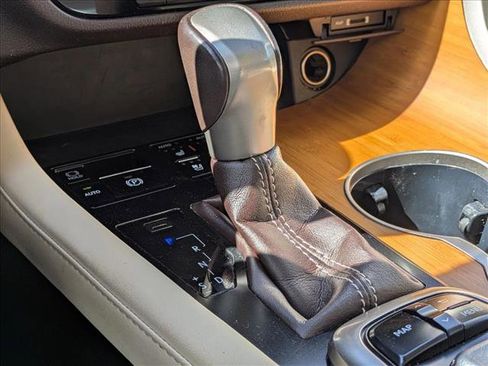 Used 2017 Lexus RX 350 FWD w/ Premium Package image 12