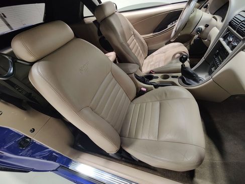 Used 2002 Ford Mustang GT Premium image 17