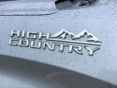 Certified 2025 Chevrolet Silverado 1500 High Country w/ Technology Package image 31