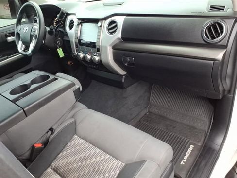 Used 2021 Toyota Tundra SR5 image 19