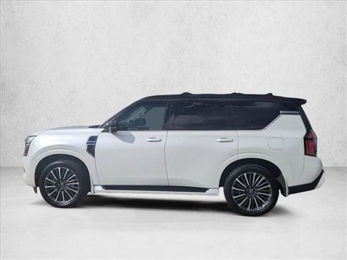 Used 2025 Nissan Armada Platinum Reserve AWD/4WD image 9