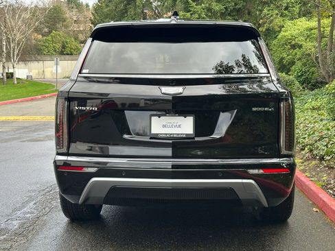 New 2026 Cadillac Vistiq Sport image 4