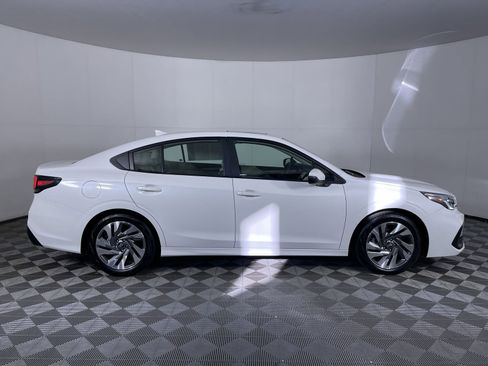 Used 2025 Subaru Legacy Limited image 10