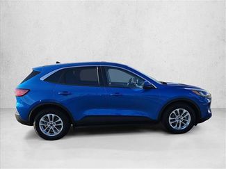 Used 2020 Ford Escape SE FWD video 4