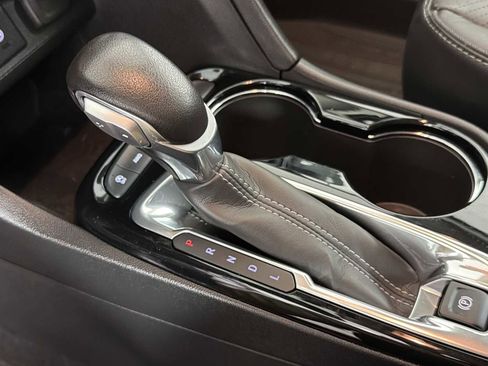 Certified 2022 Buick Encore GX Essence w/ Experience Buick Package image 31