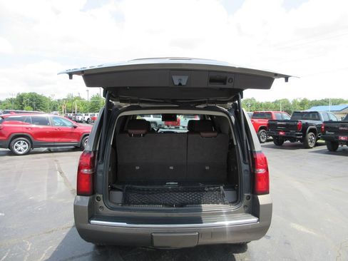 Used 2016 Chevrolet Tahoe LTZ AWD/4WD image 9