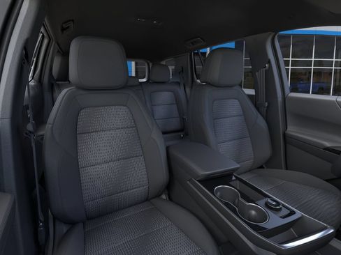 New 2027 Chevrolet Equinox LT w/ Safety and Technology Package AWD/4WD image 16