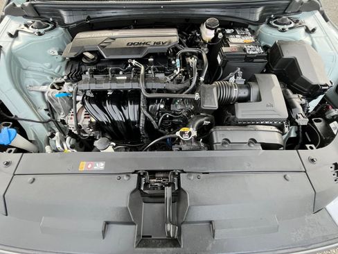 Used 2025 Kia K4 LXS image 33