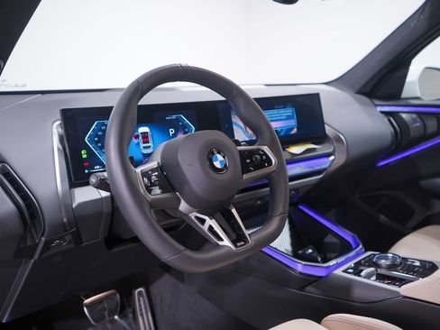 Used 2025 BMW X3 xDrive30i w/ M Sport Package image 6