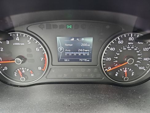 Used 2017 Kia Optima LX image 11