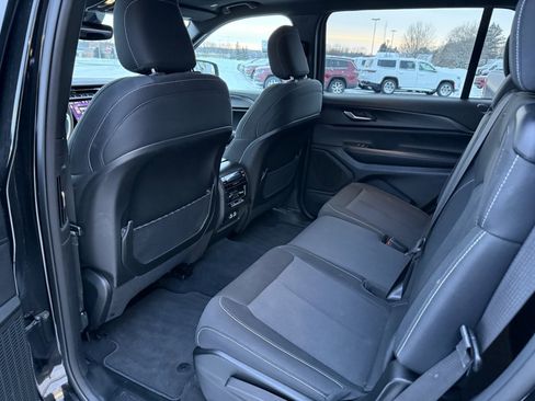 Used 2024 Jeep Grand Cherokee L Laredo w/ Luxury Tech Group I image 12