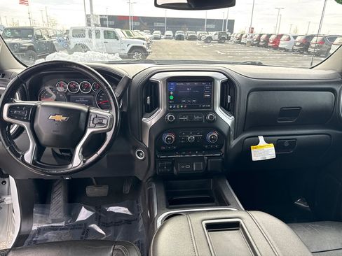Used 2019 Chevrolet Silverado 1500 LTZ image 17