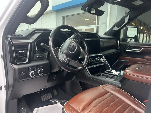 Used 2024 GMC Sierra 2500 Denali Ultimate AWD/4WD image 28