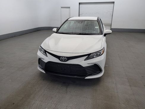 Used 2021 Toyota Camry LE FWD image 15