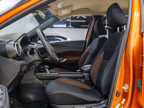 Used 2023 Nissan Kicks SR FWD image 4