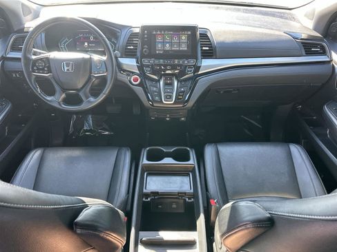 Used 2024 Honda Odyssey Touring image 10