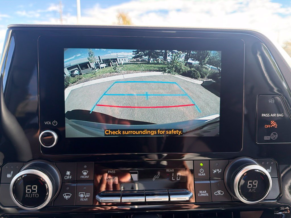 Used 2026 Toyota Highlander XLE AWD/4WD image 32