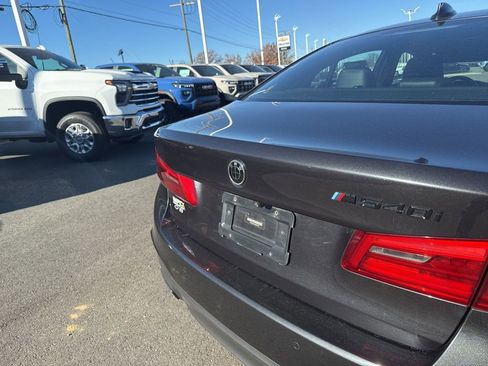 Used 2018 BMW 540i 540i w/ M Sport Package image 34
