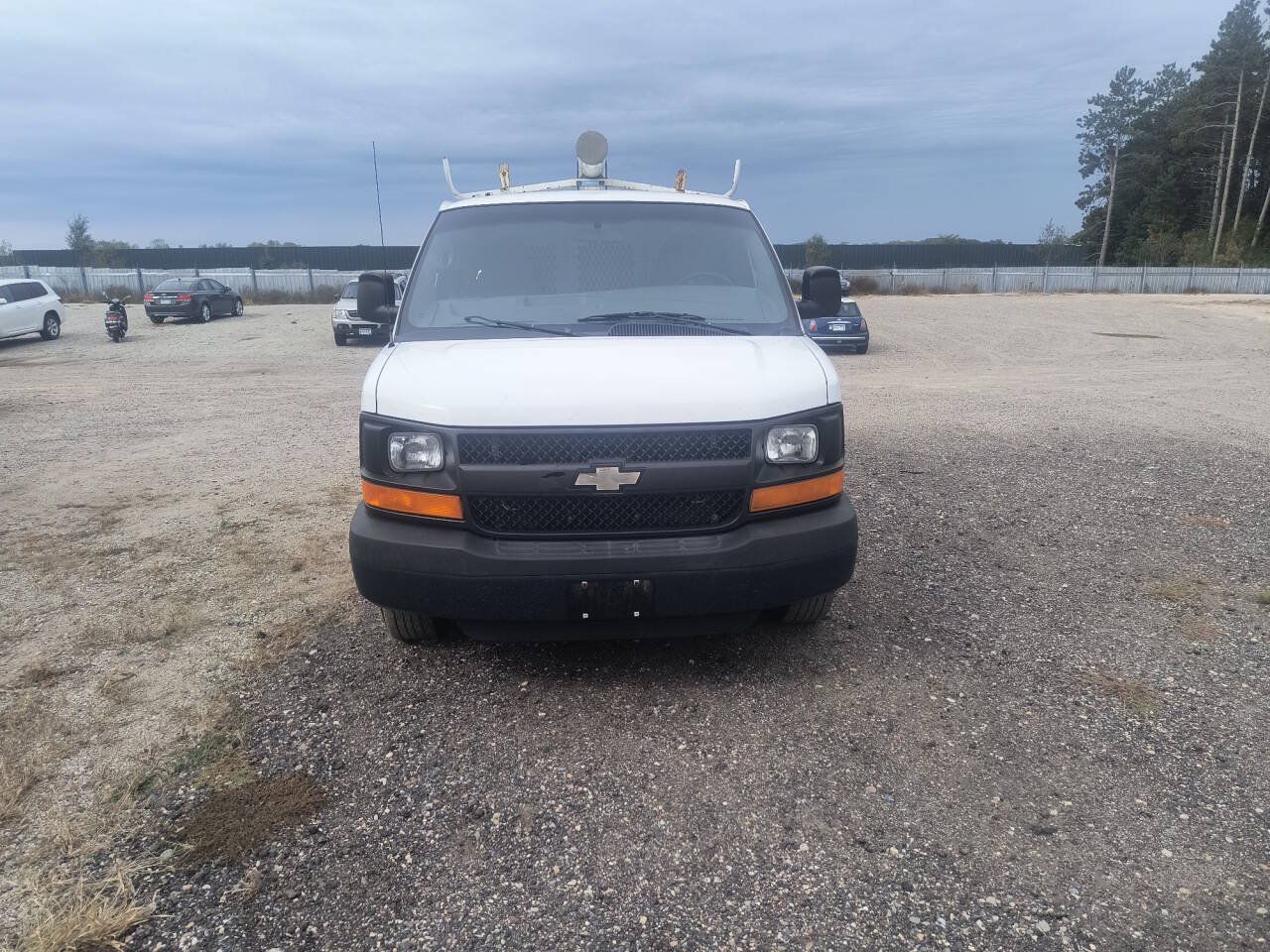 Used 2014 Chevrolet Express 2500 RWD image 7