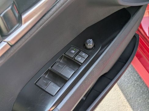 Used 2025 Toyota Camry LE FWD image 13