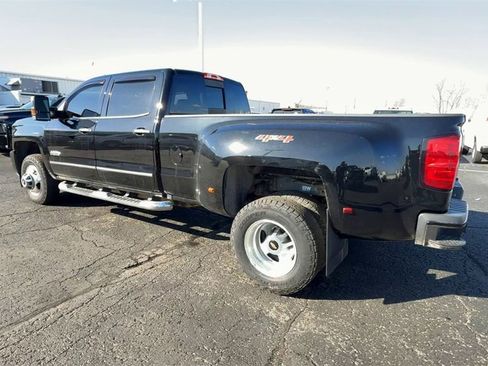 Used 2019 Chevrolet Silverado 3500 High Country w/ Duramax Plus Package image 6