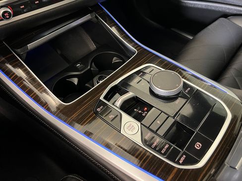 Used 2026 BMW X5 sDrive40i image 17