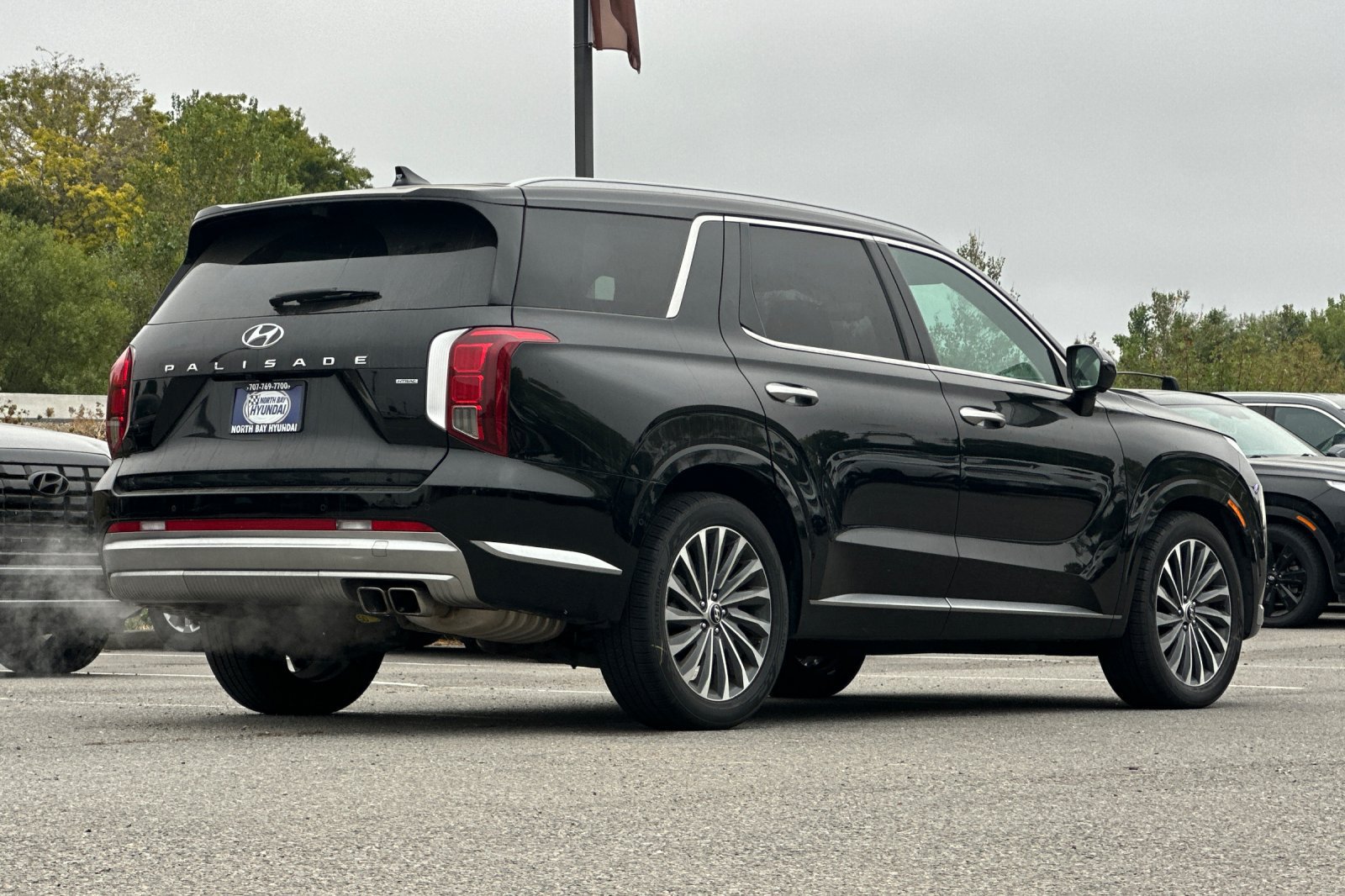 Used 2024 Hyundai Palisade Calligraphy AWD/4WD image 4