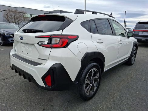 Used 2024 Subaru Crosstrek 2.0i Premium image 2