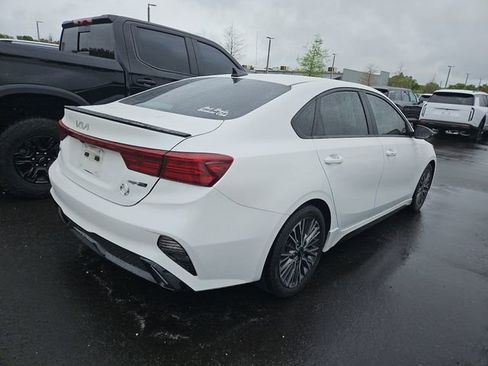 Used 2022 Kia Forte GT-Line w/ GT-Line Premium Package image 4