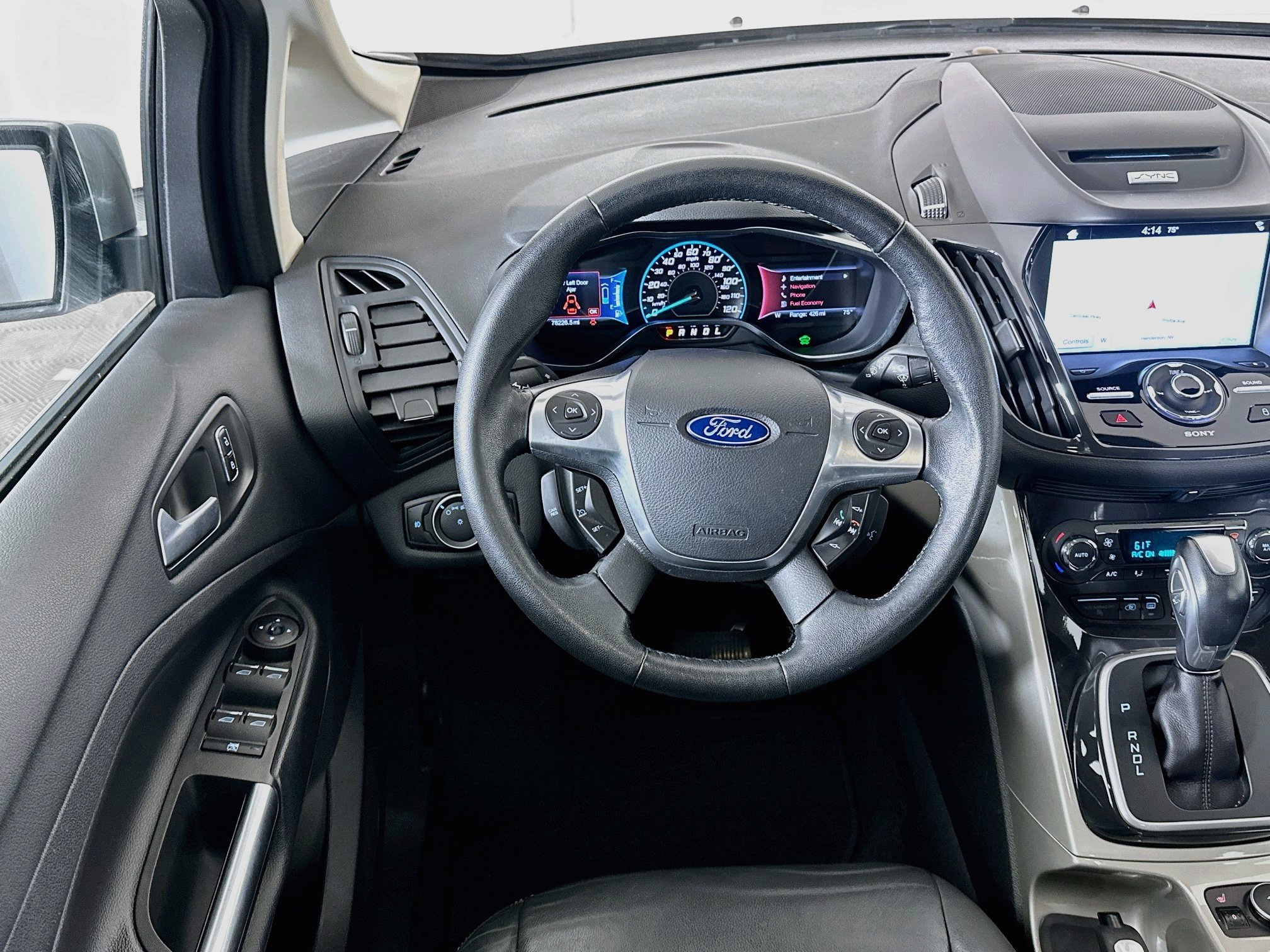 Used 2016 Ford C-MAX Energi SEL w/ Equipment Group 303A FWD image 17