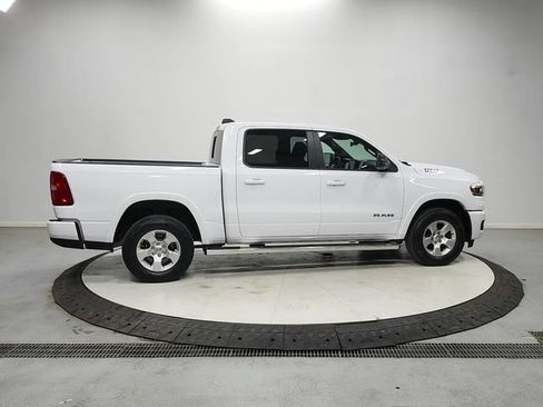Used 2025 RAM 1500 Big Horn AWD/4WD image 8