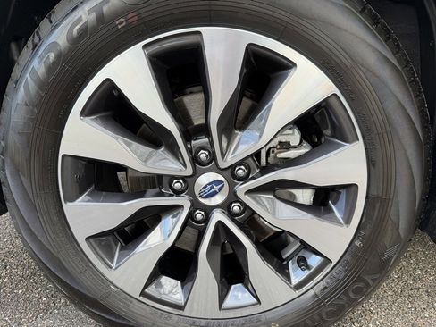 Used 2025 Subaru Outback Limited w/ Popular Package #2 image 28