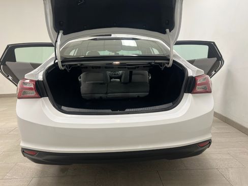 Used 2022 Chevrolet Malibu LT image 20