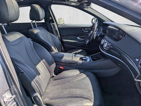 Used 2018 Mercedes-Benz S 450 Sedan image 22