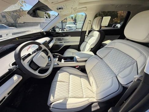 New 2026 Lincoln Nautilus Black Label image 14