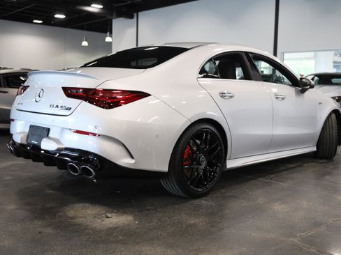 Used 2024 Mercedes-Benz CLA 45 AMG 4MATIC image 6