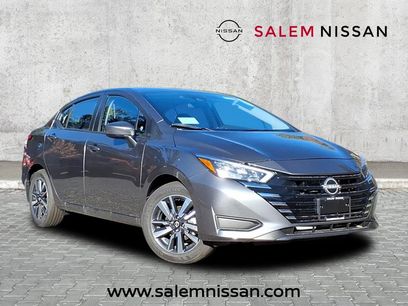 New 2025 Nissan Versa SV w/ Trunk Package