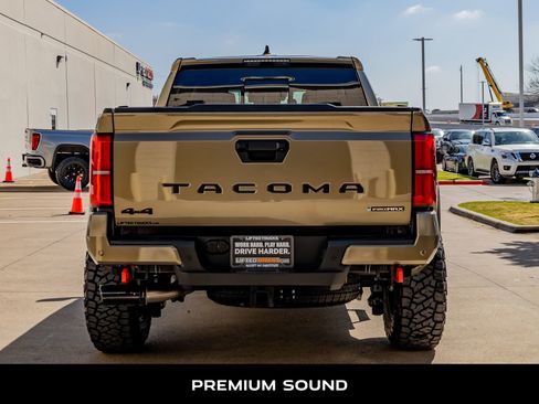 Used 2025 Toyota Tacoma TRD Off-Road w/ TRD Off Road Upgrade Package image 8