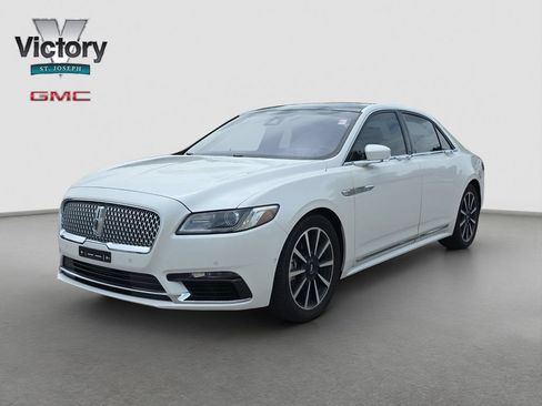 Used 2017 Lincoln Continental Reserve w/ Technology Package AWD/4WD image 3