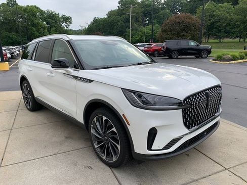 New 2026 Lincoln Aviator Reserve AWD/4WD image 8