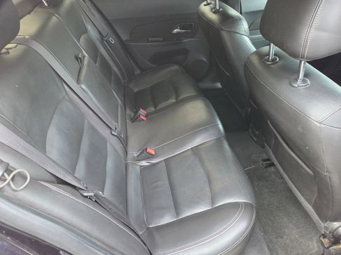 Used 2014 Chevrolet Cruze LT FWD image 12