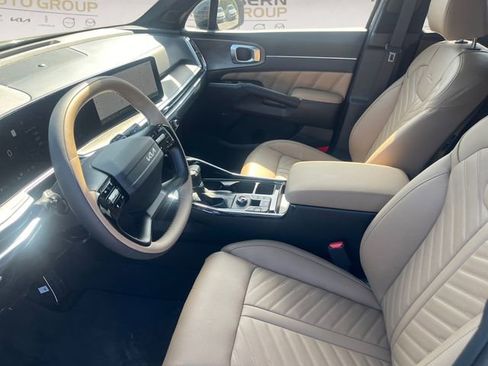 New 2026 Kia Sorento SX Prestige w/ Olive Brown Leather Package AWD/4WD image 9